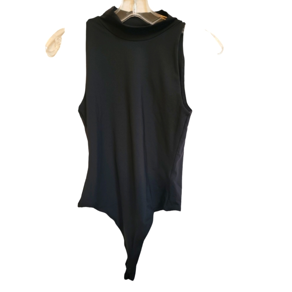 House of Harlow 1960 Enhancing Essentials Mock Turtleneck Bodysuit M